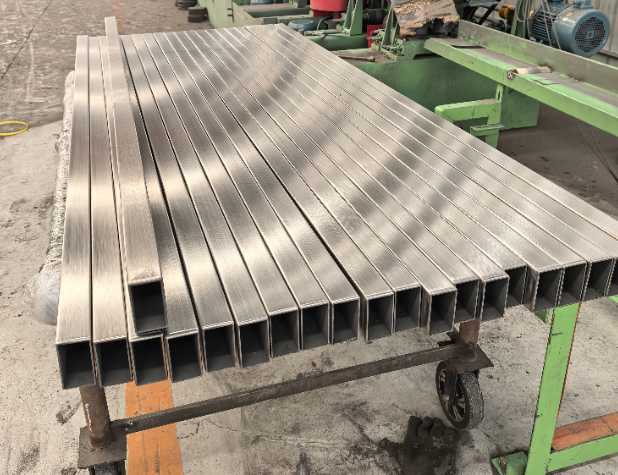 白山方管 矩形管 无缝方管生产厂家